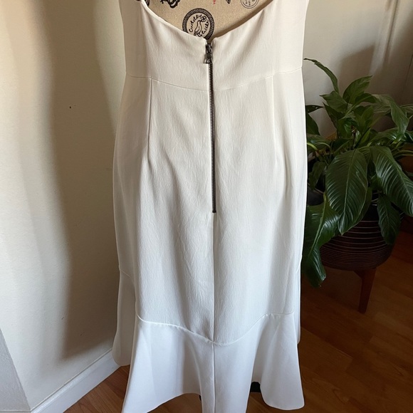NWT - Alice + Olivia Adrina Cowl-Neck Spaghetti-Strap High-Low Midi Dress - Picture 4 of 15
